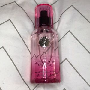 Victoria’s Secret Body Mist in Bombshell